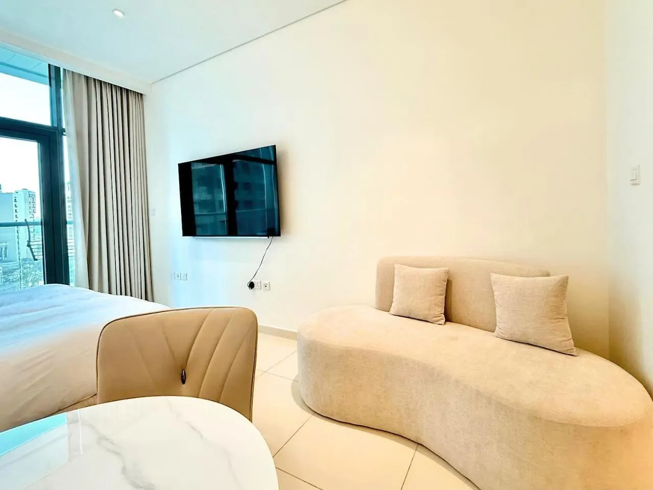 Cozy Studio Apartment With Beach Access - Palm Jumeirah Dubai 0*,  United Arab Emirates